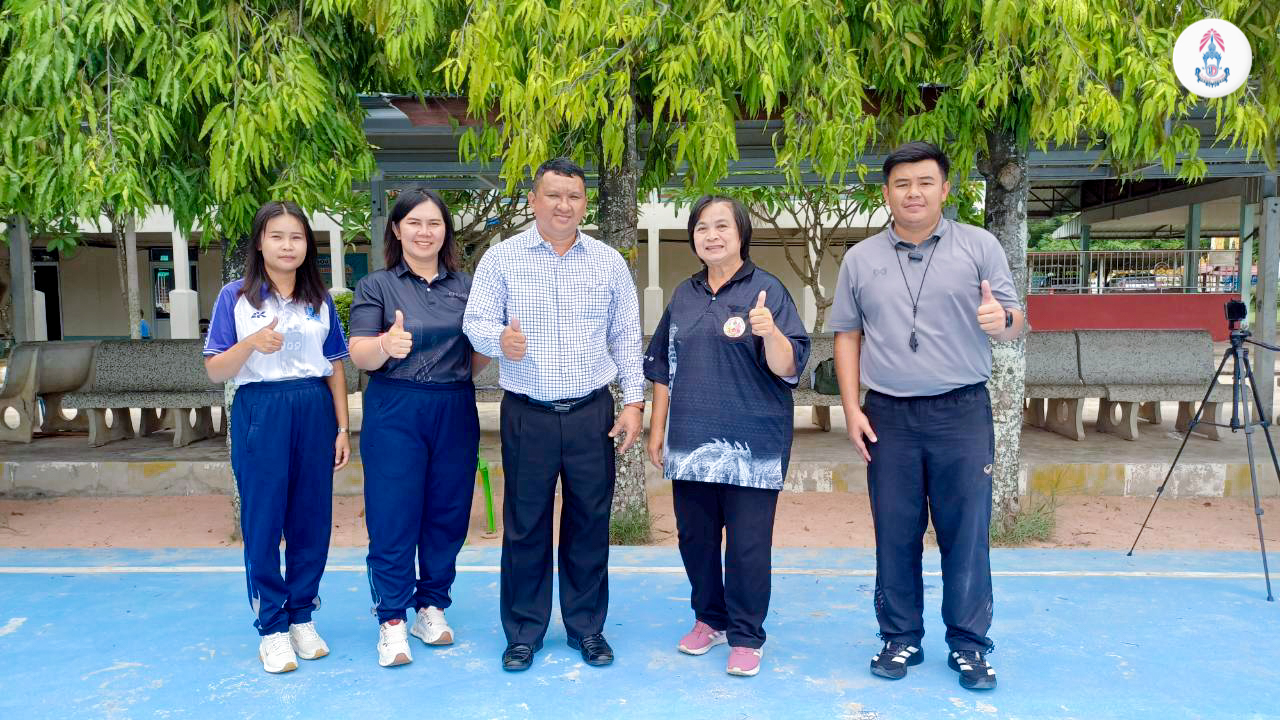 วันที่ 9 กรกฎาคม 2569 การดำเนินการสร้างโรงเรียนชุมชนแห่งการเรียนรู้(SLC : School as Learning Community) ปีงบประมาณ 2569 ครั้งที่ 3 สร้างความมั่นใจในคุณภาพการจัดการศึกษาของโรงเรียนบ้านหนองคูณ. นำโดย ผอ.สรรเสริญ กลิ่นพูน ครููหนูเพียร โภชะโน ครูศิรินภา ภูกลางและครูสุพิศ เดชศรี เข้าสังเกตและสะท้อนผลการจัดการเรียนรู้ วิชาสุขศึกษาและพลศึกษา ชั้นประถมศึกษาปีที่ 5 สอนโดย คุณครูสุภวัฒน์​ สุพัฒ Model Teacher